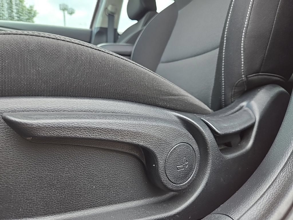 Certified 2023 Kia Forte LXS FWD image 28