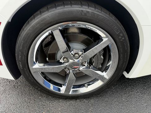 Used 2015 Chevrolet Corvette Stingray Coupe w/ 2LT Preferred Equipment Group RWD image 23