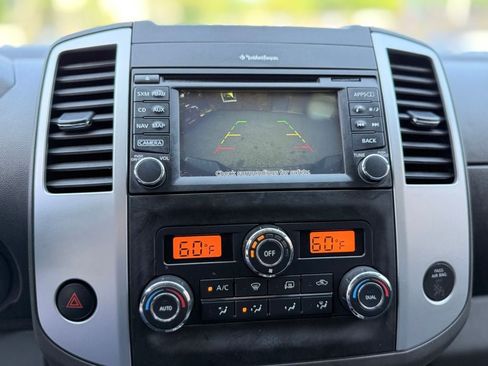 Used 2020 Nissan Frontier PRO-4X AWD/4WD image 31
