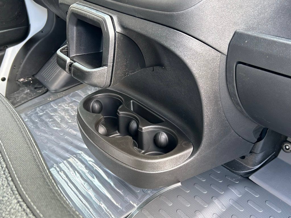 New 2024 RAM ProMaster 2500 w/ Upfitter's Prep Package FWD image 25