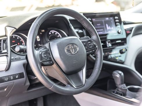 Used 2024 Toyota Camry SE w/ Cold Weather Package AWD/4WD image 9