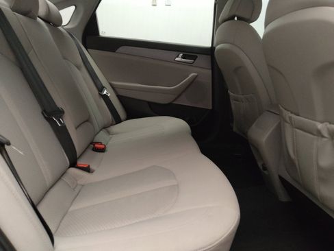 Used 2016 Hyundai Sonata SE FWD image 19