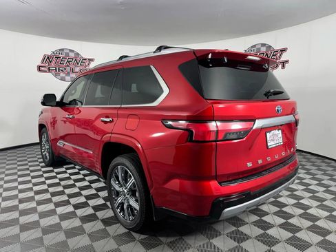 Used 2023 Toyota Sequoia Capstone AWD/4WD image 5