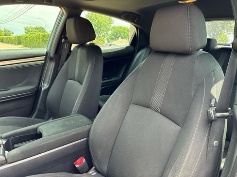 Used 2018 Honda Civic EX image 25
