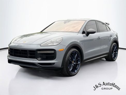 Used 2022 Porsche Cayenne Turbo GT AWD/4WD image 3