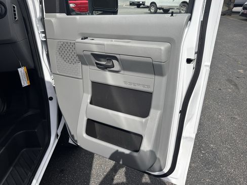 Certified 2026 Ford E-350 and Econoline 350 Super Duty w/ Power Equipment Group RWD image 9