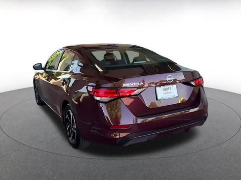 Used 2025 Nissan Sentra SV FWD image 10
