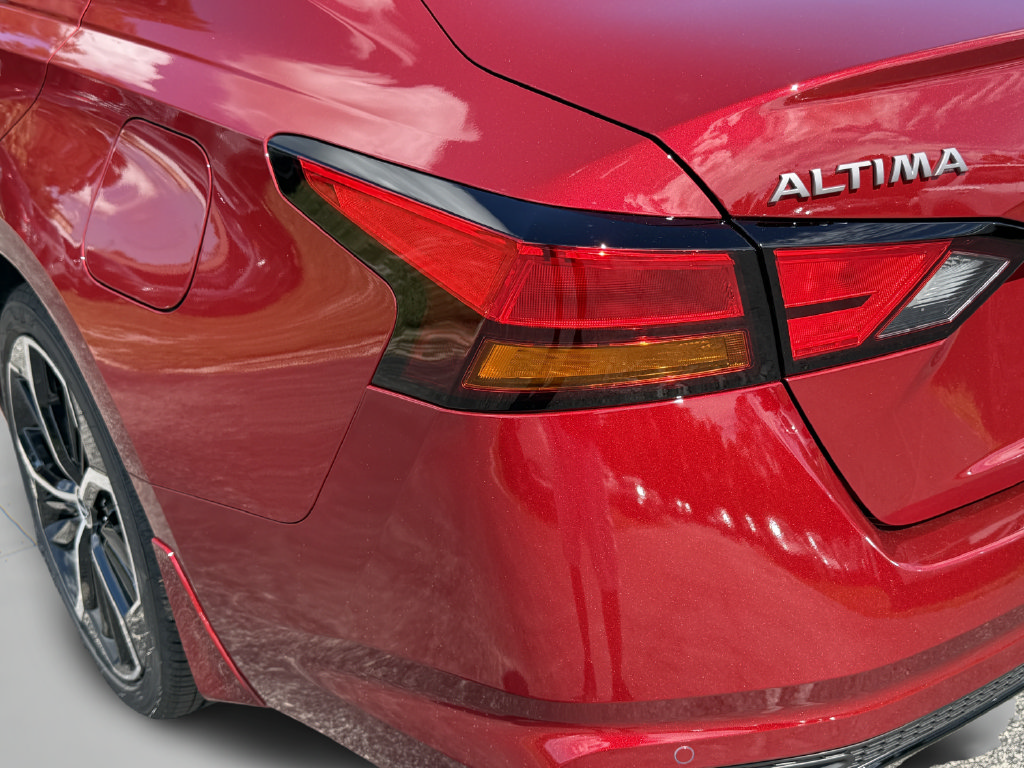 New 2026 Nissan Altima 2.5 SR FWD image 18