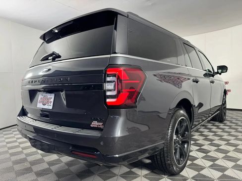 Used 2024 Ford Expedition Max Limited AWD/4WD image 32