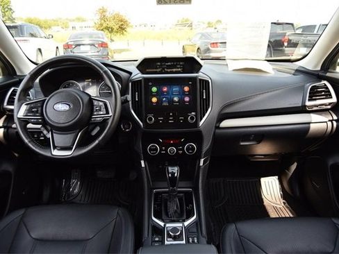 Used 2024 Subaru Forester Limited image 7