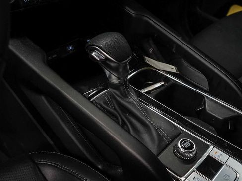Used 2024 Kia Telluride LX FWD image 22
