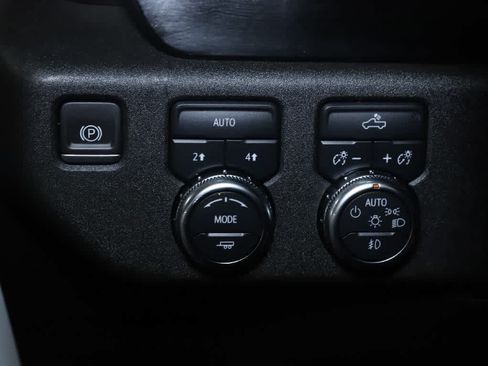 Used 2024 GMC Sierra 1500 Elevation AWD/4WD image 23