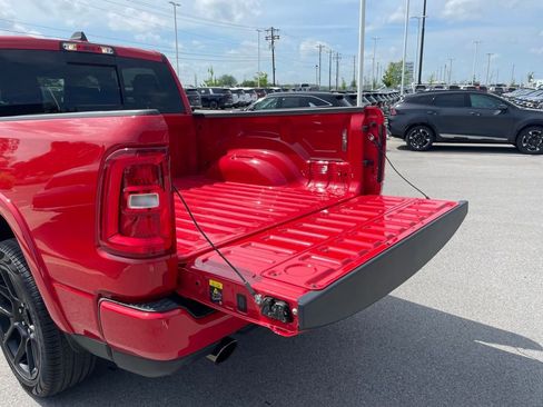 Used 2025 RAM 1500 Laramie w/ Night Edition AWD/4WD image 27