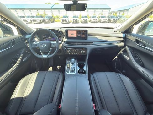 Certified 2026 INFINITI QX60 Luxe w/ Cargo Package AWD/4WD image 19