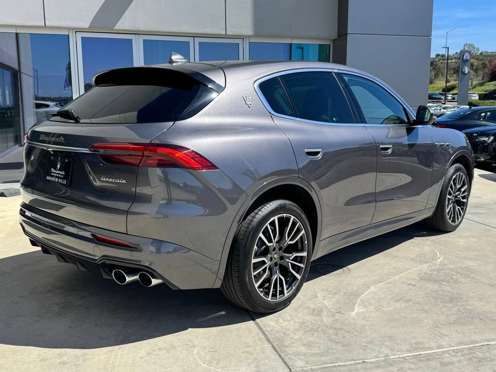 Used 2025 Maserati Grecale GT AWD/4WD image 8