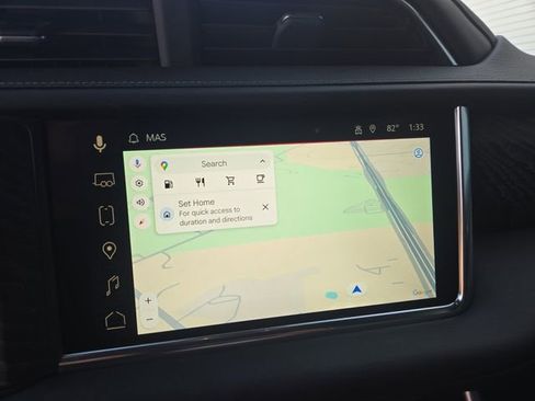 Used 2024 GMC Yukon XL Denali image 10