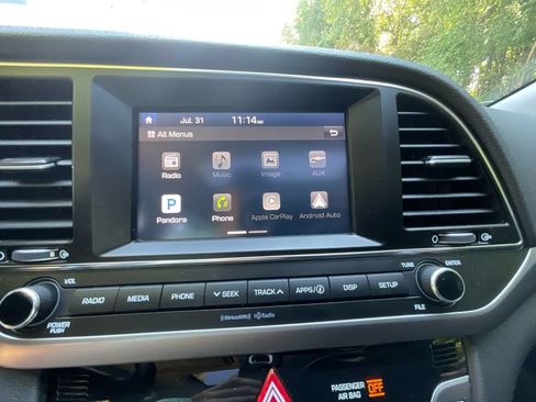 Used 2017 Hyundai Elantra Value Edition w/ Cargo Package FWD image 19