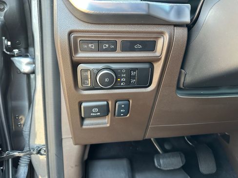 Used 2024 Ford F150 King Ranch w/ FX4 Off-Road Package image 23
