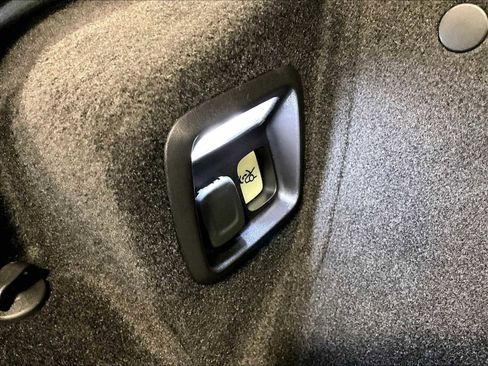 Used 2025 Chevrolet Corvette E-Ray w/ ZER Performance Package image 27