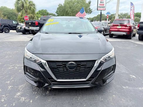 Used 2021 Nissan Sentra SV FWD image 2
