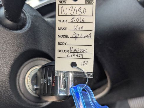 Used 2016 Kia Optima LX image 34