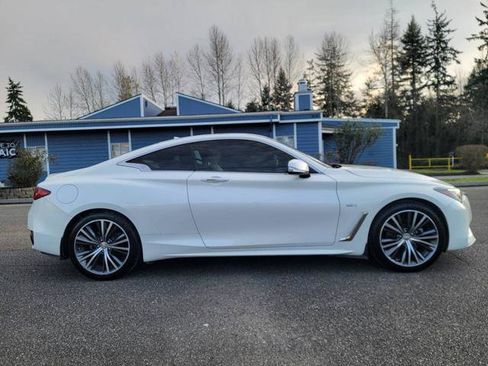 Used 2017 INFINITI Q60 3.0t w/ Premium Plus Package 3.0T image 4