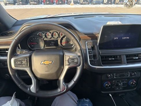 Used 2021 Chevrolet Suburban LS image 6