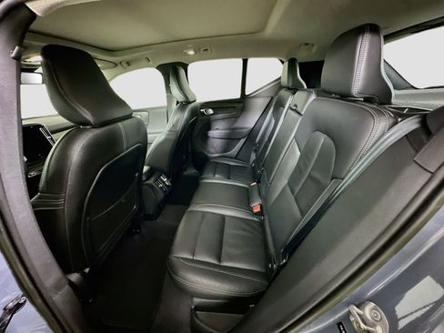 Used 2023 Volvo XC40 B5 Plus w/ Climate Package AWD/4WD image 26