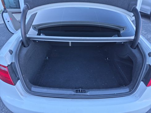 Used 2012 Audi A5 2.0T Premium image 8