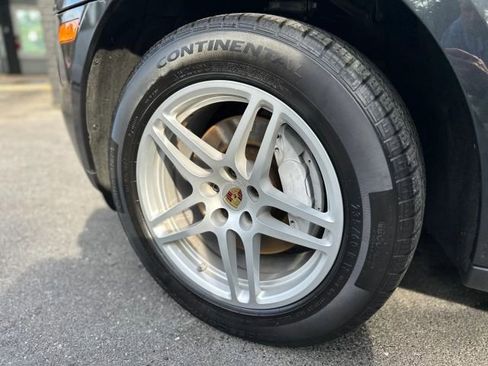 Used 2018 Porsche Macan Sport Edition image 45