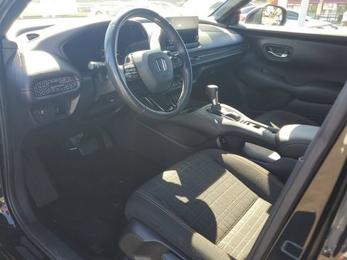 Certified 2024 Honda HR-V Sport image 18
