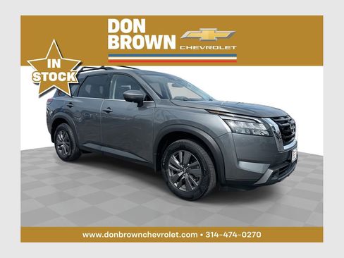 Used 2024 Nissan Pathfinder SV FWD image 1