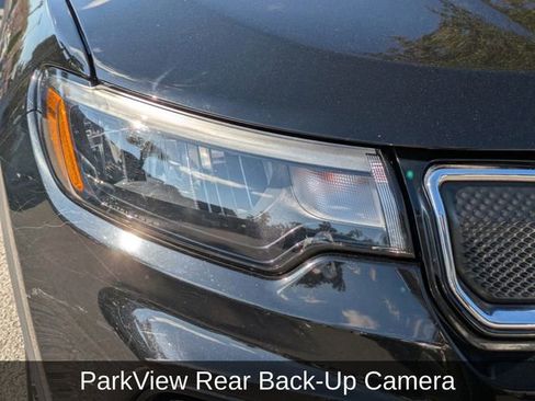 Used 2022 Jeep Compass Limited w/ Sun and Sound Group image 11