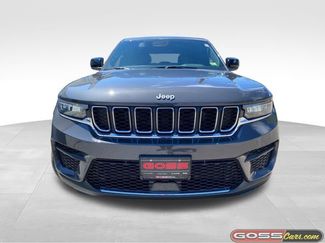 New 2026 Jeep Grand Cherokee Laredo X AWD/4WD video 2