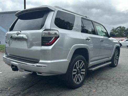 Used 2018 Toyota 4Runner Limited AWD/4WD image 6