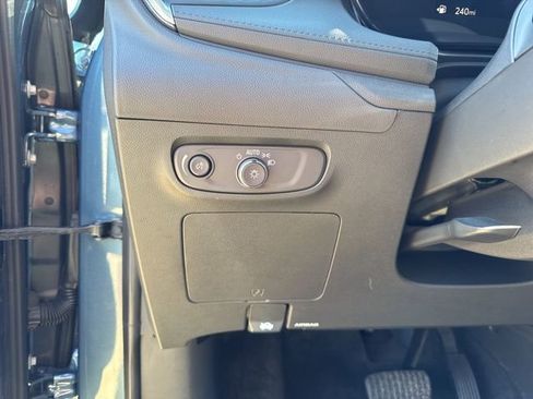 Used 2024 Buick Encore GX Sport Touring AWD/4WD image 13