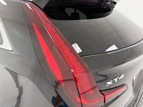 Used 2020 Cadillac XT4 Luxury image 36