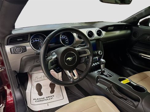 Certified 2018 Ford Mustang GT Premium image 9