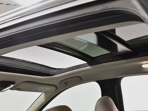 Certified 2025 INFINITI QX50 Luxe image 40