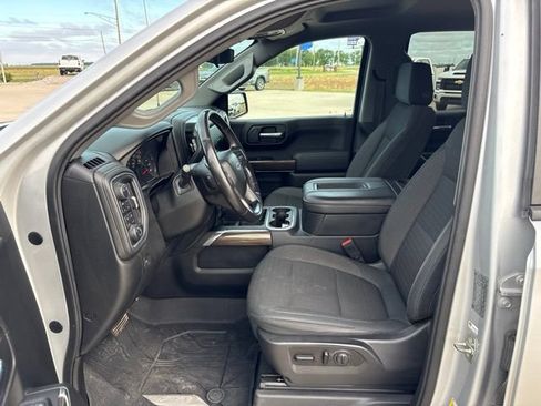 Used 2019 Chevrolet Silverado 1500 LT Trail Boss AWD/4WD image 10