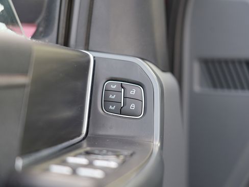 Used 2024 Ford F150 Lariat w/ Equipment Group 502A High image 18