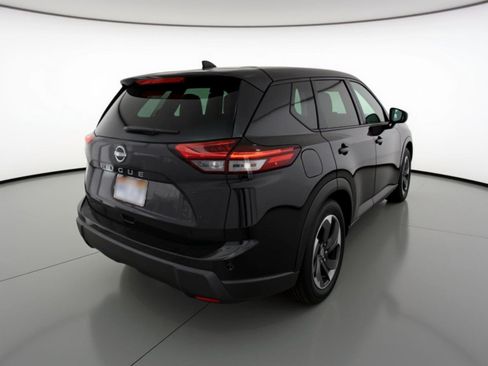 Used 2025 Nissan Rogue SV FWD image 9
