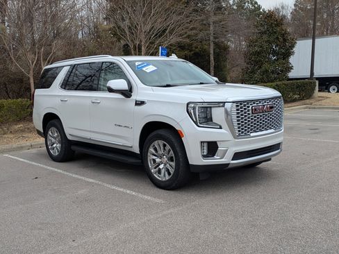 Used 2021 GMC Yukon Denali image 1