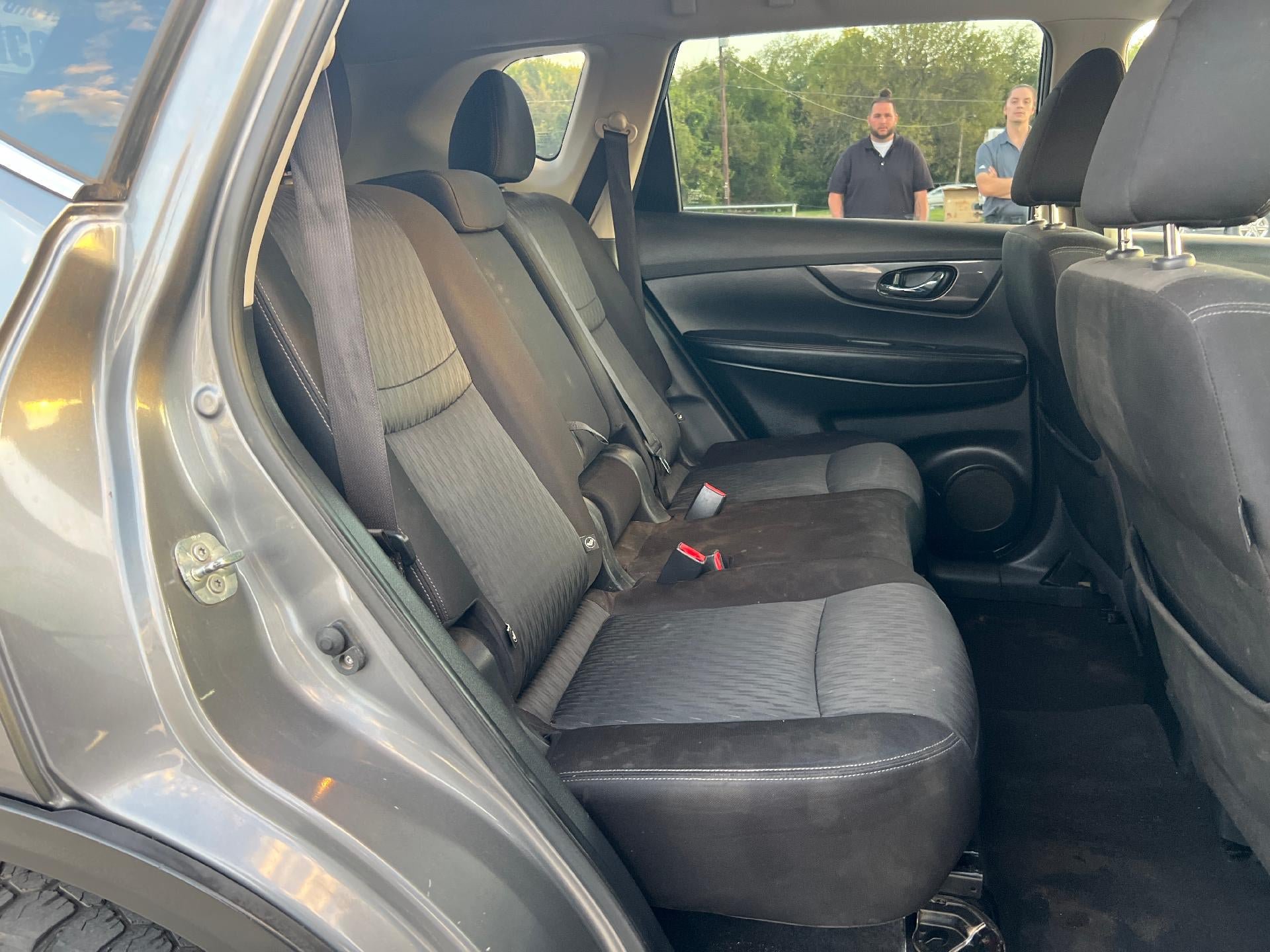 Used 2018 Nissan Rogue SV w/ Premium Package AWD/4WD image 8