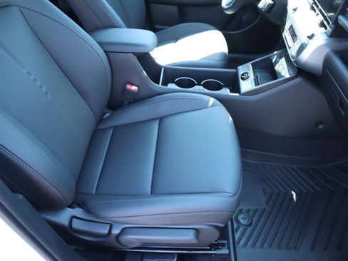 New 2026 Hyundai Kona SEL Premium AWD/4WD image 12
