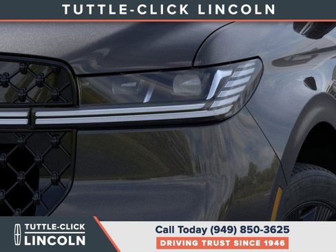 New 2026 Lincoln Navigator L Reserve w/ Jet Appearance Package image 18