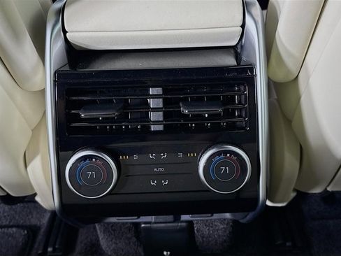 New 2026 Land Rover Range Rover SE AWD/4WD image 27