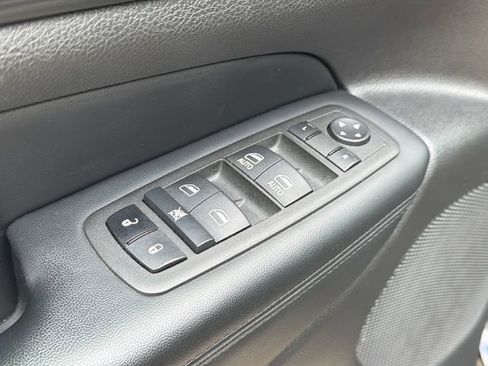 Used 2022 Jeep Grand Cherokee Laredo X AWD/4WD image 15