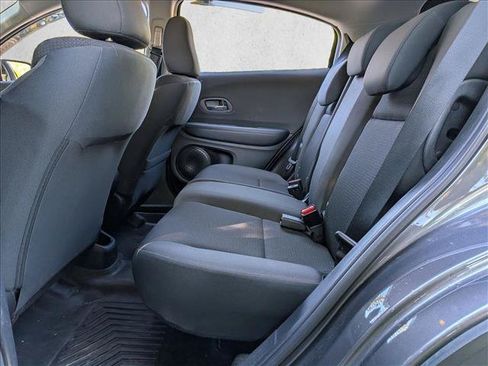 Used 2021 Honda HR-V LX image 17