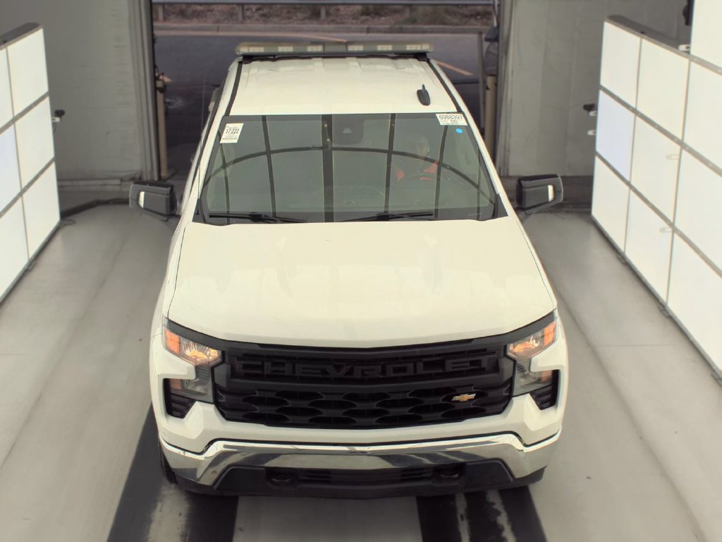 Used 2022 Chevrolet Silverado 1500 W/T w/ WT Value Package AWD/4WD image 2